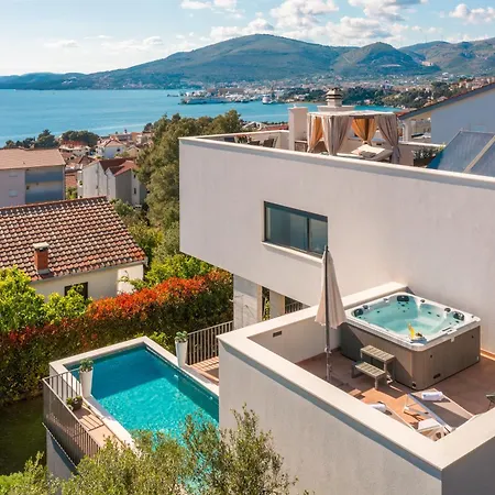 Marulovo Hills Villa