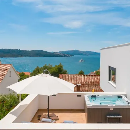 Marulovo Hills Villa