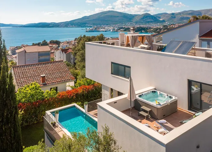 Marulovo Hills Villa