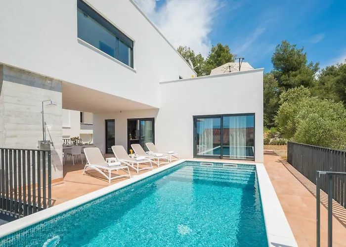 Villa Marulovo Hills *