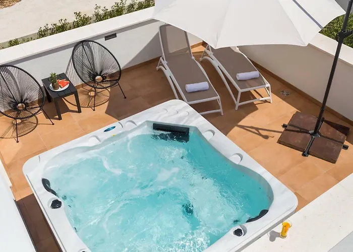 Marulovo Hills Villa *