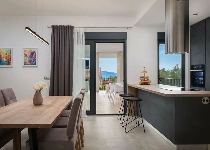 Marulovo Hills Villa *