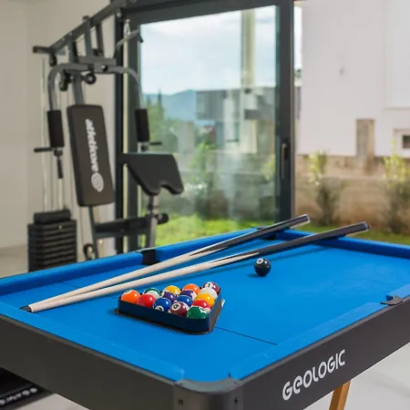 Willa Marulovo Hills